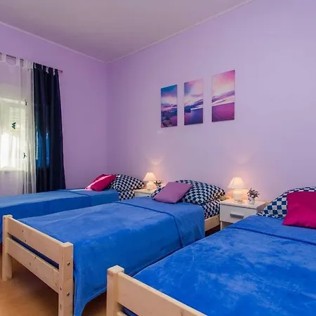 דירה With Wifi Kastel Novi, - 22614 *